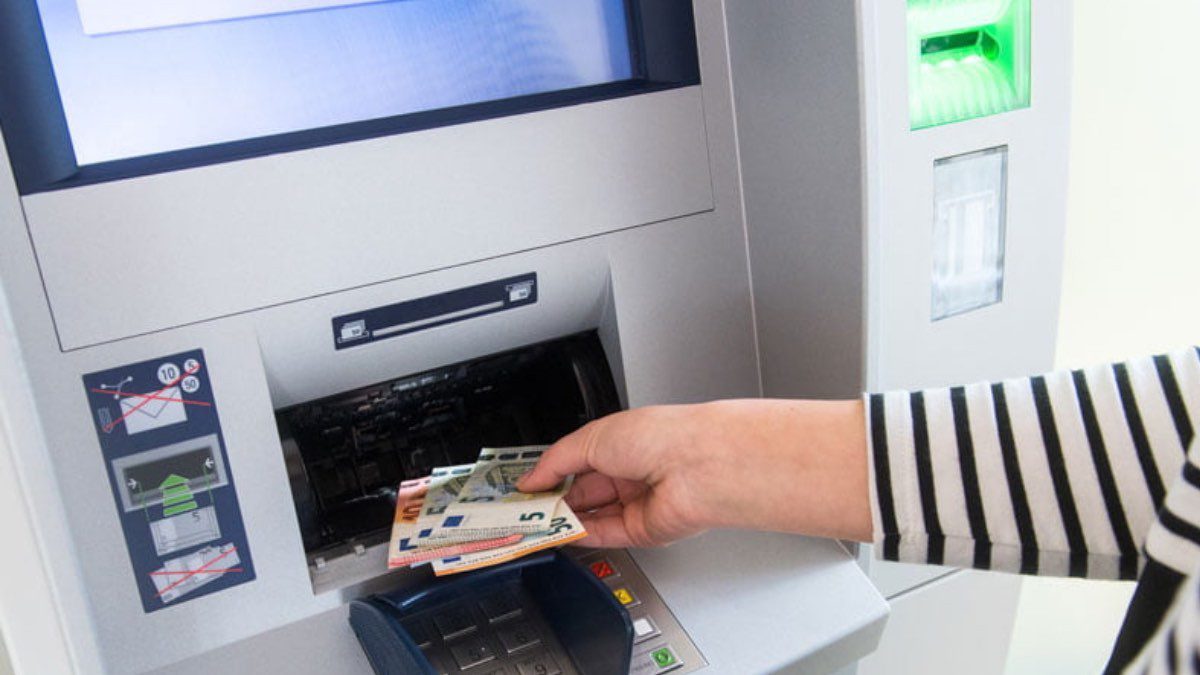 cuanto dinero se puede ingresar en un cajero